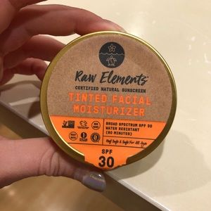 Raw Elements Tinted Facial Moisturizer SPF 30